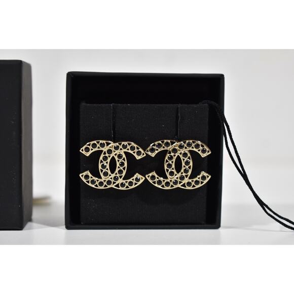 Chanel 23S Gold Black Interlocking CC Logo Classic Drop Statement Stud Earrings - Picture 6 of 12